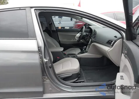 2018 Hyundai Elantra Se z USA, uszkodzony, nr VIN 5NPD74LF5JH330547